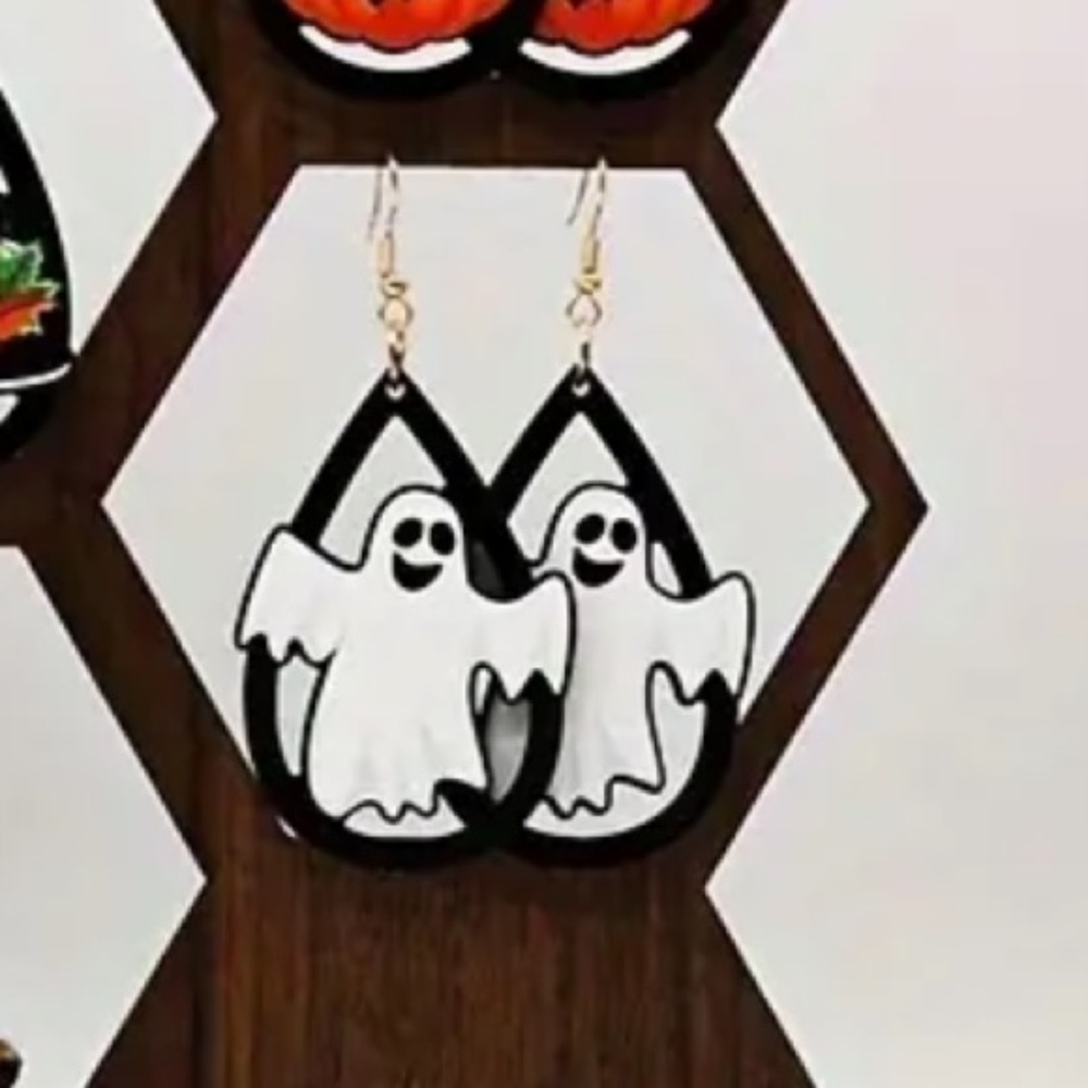 Fun Fall Earrings - Picture 6 of 10